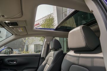 Voertuigafbeelding 9