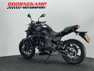 Voertuigafbeelding 7