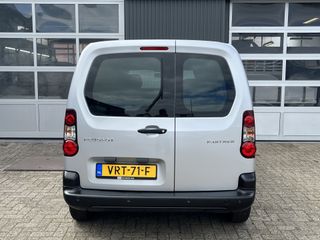 Voertuigafbeelding 16