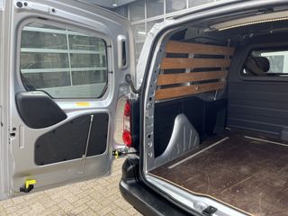 Voertuigafbeelding 18