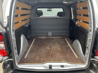 Voertuigafbeelding 24