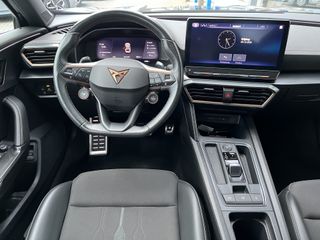 Voertuigafbeelding 6