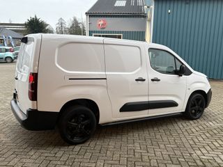 Voertuigafbeelding 4