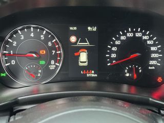 Voertuigafbeelding 6