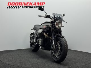 Voertuigafbeelding 3