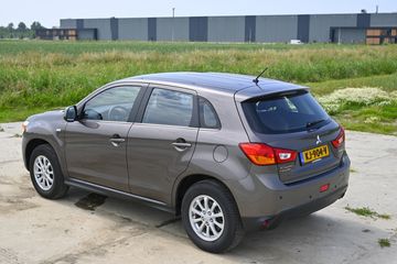 Voertuigafbeelding 9