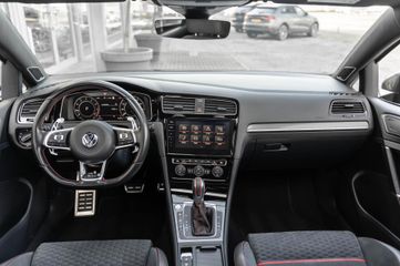 Voertuigafbeelding 13