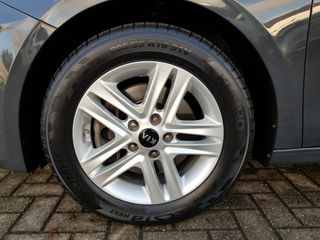 Voertuigafbeelding 12