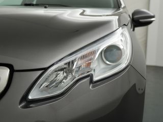 Voertuigafbeelding 12