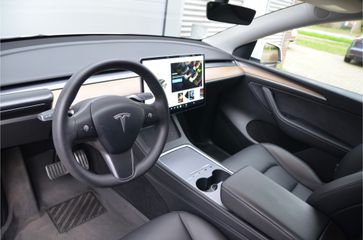 Voertuigafbeelding 9