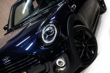 Voertuigafbeelding 16