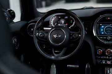 Voertuigafbeelding 8