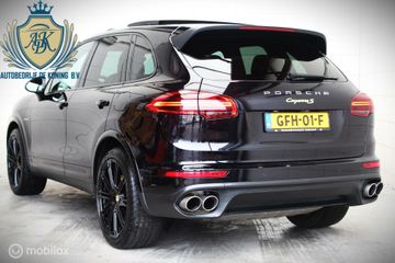 Voertuigafbeelding 4