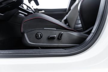 Voertuigafbeelding 17