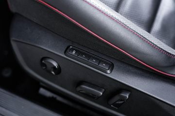 Voertuigafbeelding 18