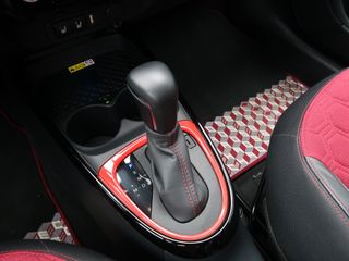 Voertuigafbeelding 12