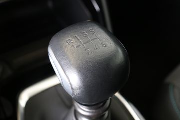 Voertuigafbeelding 35