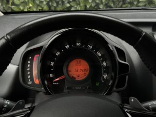 Voertuigafbeelding 14