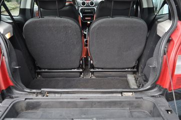 Voertuigafbeelding 6