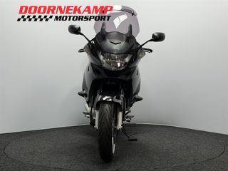 Voertuigafbeelding 4