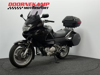 Voertuigafbeelding 6