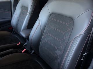 Voertuigafbeelding 16