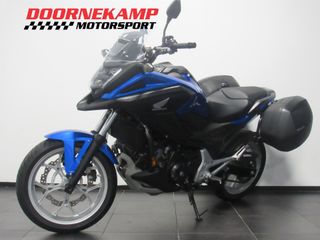 Voertuigafbeelding 2