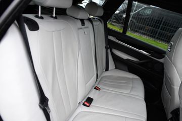 Voertuigafbeelding 34