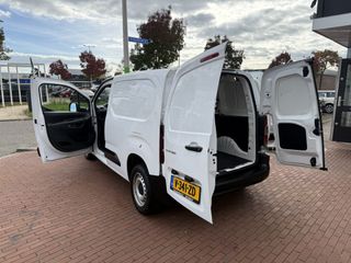 Voertuigafbeelding 42