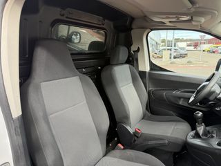 Voertuigafbeelding 51