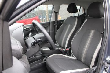 Voertuigafbeelding 6