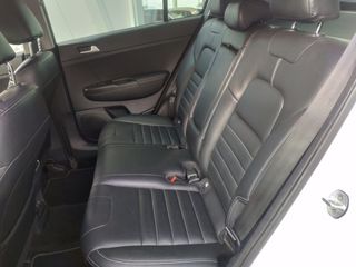 Voertuigafbeelding 18