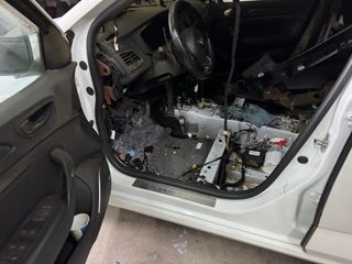 Voertuigafbeelding 9