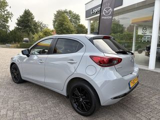 Voertuigafbeelding 4