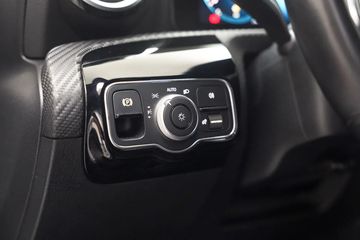 Voertuigafbeelding 25