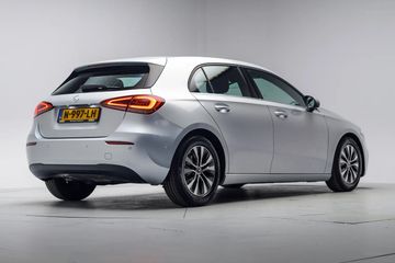 Voertuigafbeelding 33