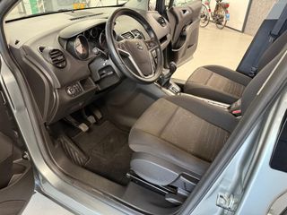 Voertuigafbeelding 9