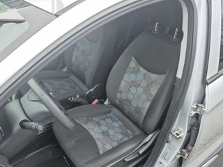 Voertuigafbeelding 24