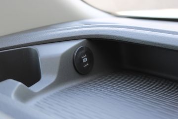 Voertuigafbeelding 32