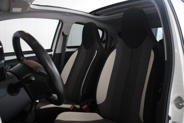 Voertuigafbeelding 14