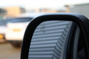 Voertuigafbeelding 12