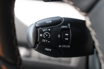 Voertuigafbeelding 21