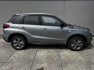 Voertuigafbeelding 6