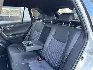 Voertuigafbeelding 8