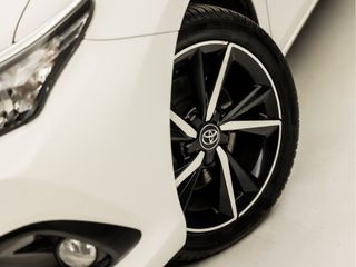 Voertuigafbeelding 12