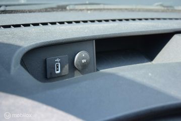 Voertuigafbeelding 13