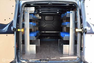 Voertuigafbeelding 6