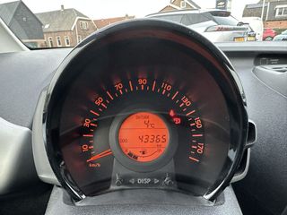 Voertuigafbeelding 6