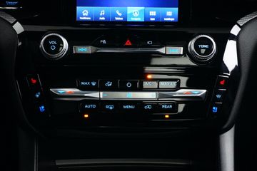 Voertuigafbeelding 13