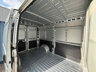 Voertuigafbeelding 21